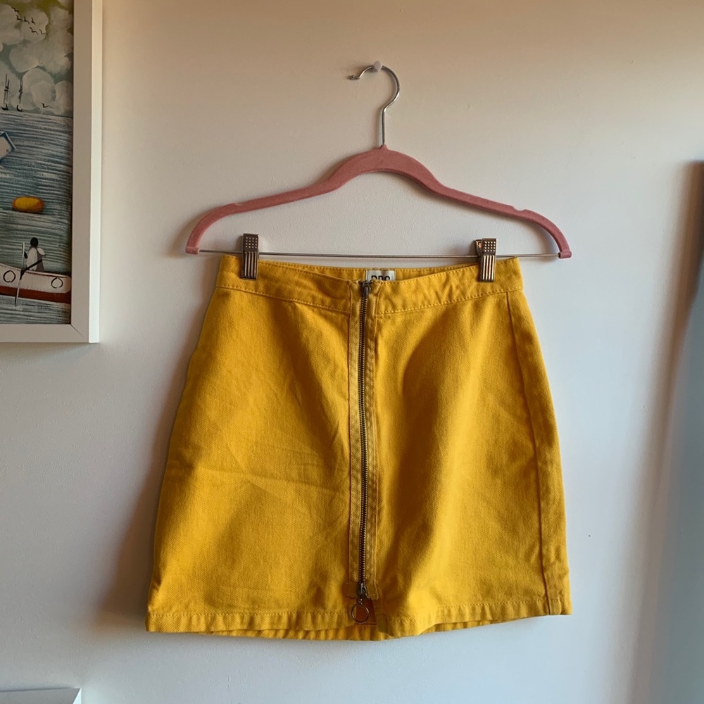 BDG Urban Outfitters small yellow skirt